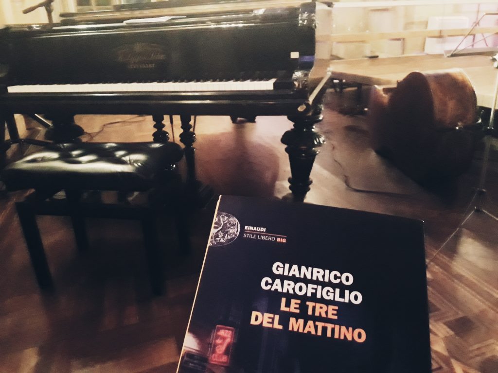 Le tre del mattino – Gianrico Carofiglio (Einaudi)